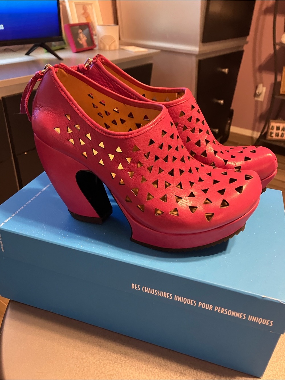 John Fluevog Prepare Hi Rappel Fuchsia bootie